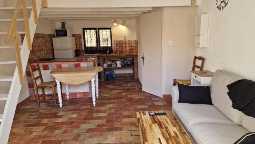 Puyloubier House | Pet-Friendly Studio at the Foot of Sainte Victoire