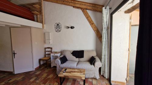 Puyloubier House | Pet-Friendly Studio at the Foot of Sainte Victoire