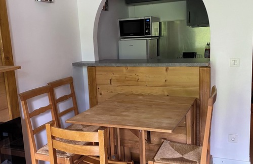 Les Houches Apartment | Cozy Studio Steps from the Slopes at Les Houches