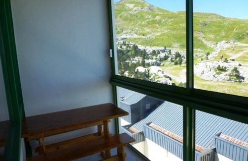 Arette Apartment | Cozy Studio with Mountain View Near Ski Slopes & Parking