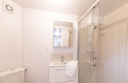 Laval Apartment | Cozy Studio at Le Bourny - Perfect for Families