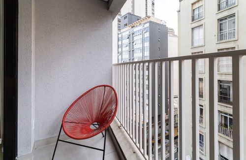 Republica Apartment | Guest Rated: Studio Aurora Paulista 606 with Pool & Spa
