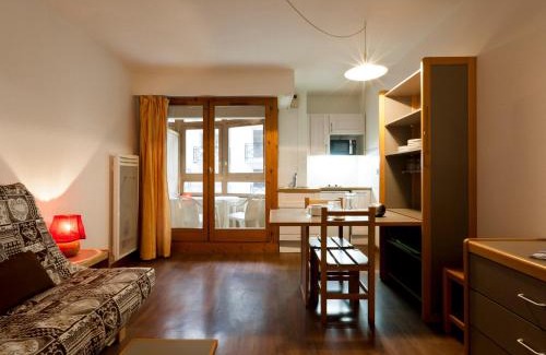 Brides-les-Bains Apartment | Cozy Studio with Balcony in Central Brides-les-Bains