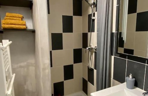 Bourg-en-Bresse Apartment | Cozy Studio with Balcony Near the Train Station
