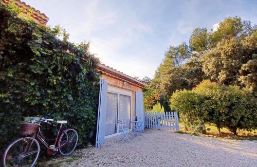 Peyrolles-en-Provence Apartment | Serene Studio with Garden Near Aix-en-Provence & Verdon