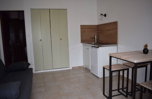 Ruoms Apartment | Relaxing Studio with Pool, Steps from River & City Center