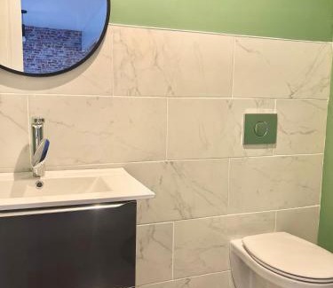 Ruelle-sur-Touvre Hotel | Studio avec Terasse/Wifi/Parking