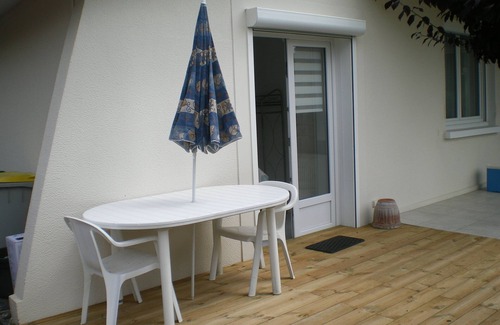 Audenge Apartment | Discover a Cozy Studio with Terrace by Arcachon Bay