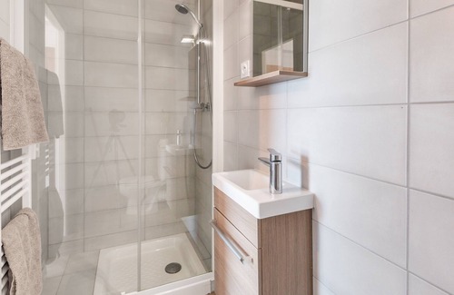 Trevignin Apartment | Scenic Studio with Mountain Views and Breakfast Included