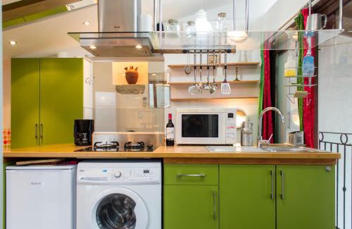 Puget-Theniers Apartment | Panoramic View Studio - Pet Friendly & Guest Rated 8.8/10