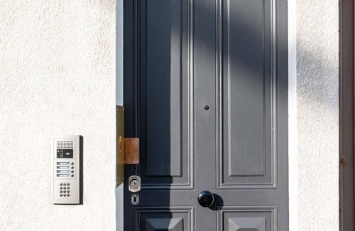 La Roche-sur-Yon Apartment | Cozy Studio B in the Heart of the City, Ocean Views!