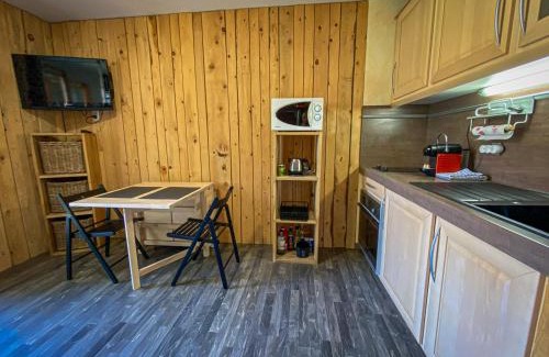 Saint-Etienne-de-Tinee Apartment | Cozy Studio with Mountain Views Near Ski Lifts