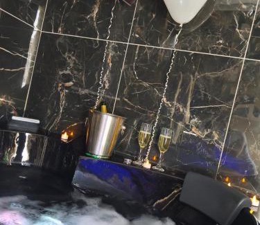 Evreux Apartment | Discover Le Balnéhome Centre Ville with Relaxing Hot Tub