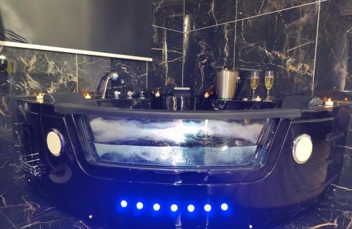 Evreux Apartment | Discover Le Balnéhome Centre Ville with Relaxing Hot Tub