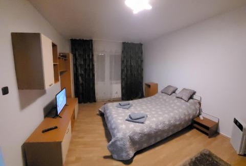 Singeorgiu de Mures Apartment | Guest Rated 10/10: Family-Friendly Studio BDN Awaits