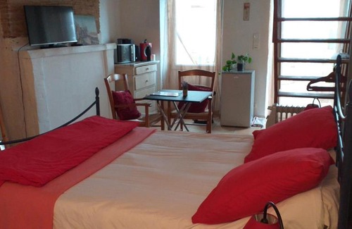 Prayssas House | Budget-Friendly Bellevue MONTASTRUC: Guest Rated 7/10