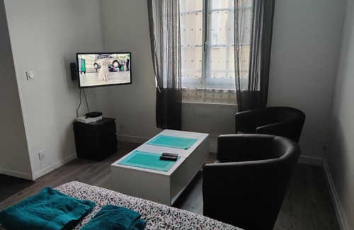 Montargis Apartment | Convenient Studio Near City Center and Canal in Montargis