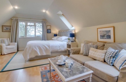 Cranbrook Apartment | Cozy Studio Bisen by Interhome: Pet-Friendly Getaway