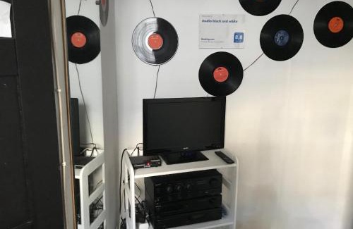 Lodz Apartment | Stylish Studio Black and White - Guest Rated 8/10