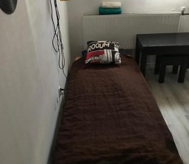 Lodz Apartment | Stylish Studio Black and White - Guest Rated 8/10
