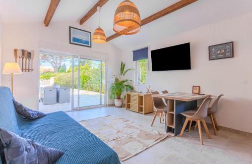 Bormes-Les-Mimosas Apartment | Studio Bormes