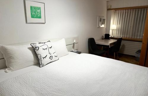 Pratteln Apartment | Studio Breiti mit separatem Eingang