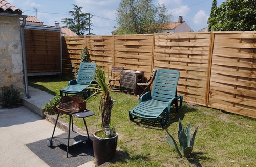 Saint-Just-Luzac Apartment | Pet-Friendly Studio Bucolique: Just 8 Min to Beautiful Beaches