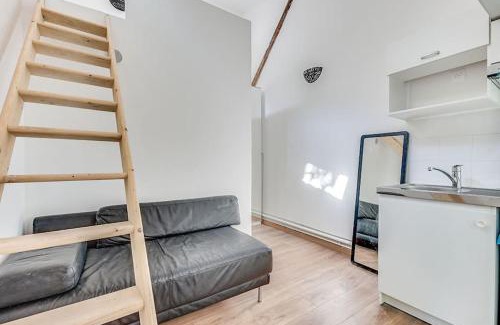 Butte-aux-Cailles Apartment | Cozy Studio Butte-Aux-Cailles - Family & Pet Friendly Stay