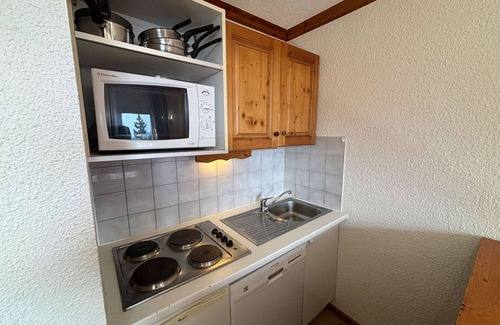 Eclose-Ouest Apartment | Studio cabin 4 pers. in L'Alpe d'Huez with balcony