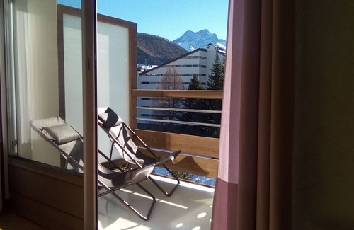 Les Deux Alpes Apartment | Cozy Studio Cabin Apartment in Resort Center with Spa Access
