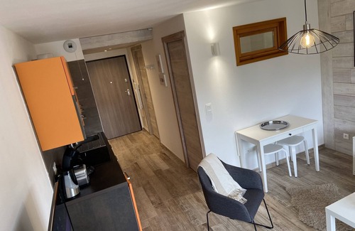 Montgenevre Apartment | Experience Relaxation at La Petite Ourse with Ocean View