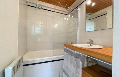 Briancon Apartment | Cozy Studio Cabine in Briançon with Scenic Balcony Views