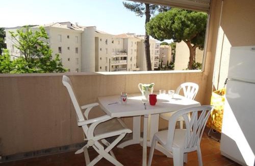 Toulon - Hyeres Apartment | Family-Friendly Studio in Hyères - Ideal for 4 Guests
