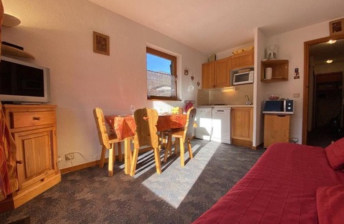 Praz-sur-Arly Apartment | Cozy Studio Cabine in Praz Sur Arly - Pet Friendly Escape