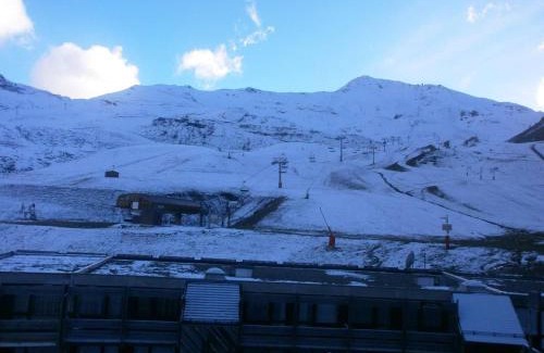Piau Engaly Apartment | Cozy Studio with Balcony and Scenic Views in Aragnouet