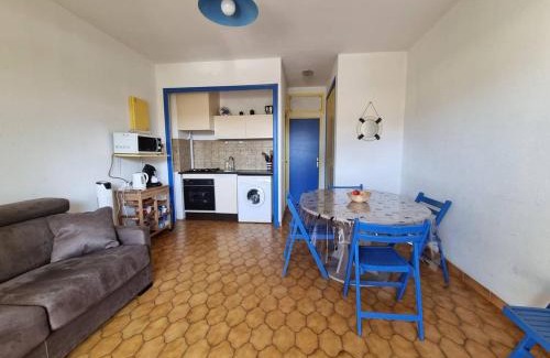 Argeles Plage Apartment | Exceptional Studio Cabine with Terrace, 300m to Beach