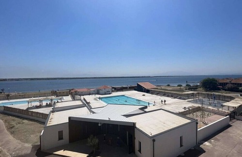 Le Barcares Apartment | Scenic Studio Cabine with Pool and Ocean Views in Barcares