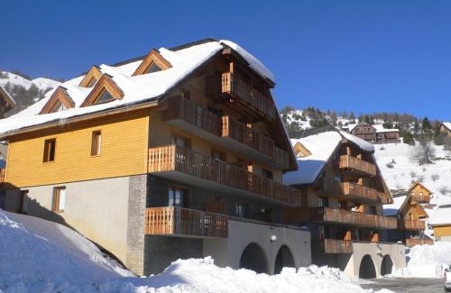Pra Loup Apartment | Studio cabine 6 pers à Pra-Loup avec parking - FR-1-504-694