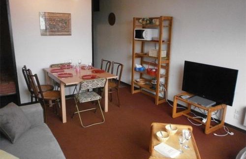 Piau Engaly Apartment | Cozy Studio Cabine with Balcony and Scenic Valley Views