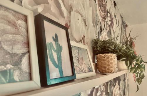 Cavalaire-sur-Mer Apartment | Cozy Studio Cabin with Terrace for Family Getaways