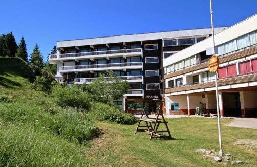 Chamrousse Apartment | Cozy Studio Chamrousse with Pool for Your Family Getaway