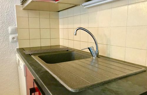 Villard-de-Lans Apartment | Cozy Studio Cabine with Balcony Near Center & Ski Lifts