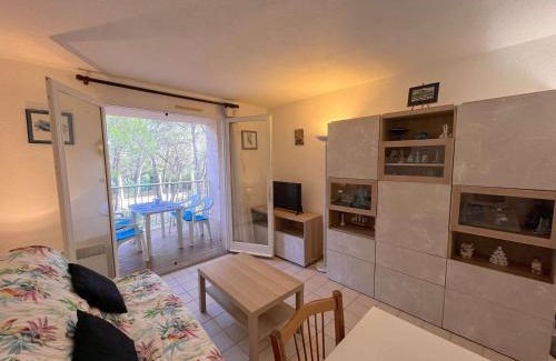 Saint-Aygulf Apartment | Cozy Studio Cabin with Pool and Tennis Near the Beach