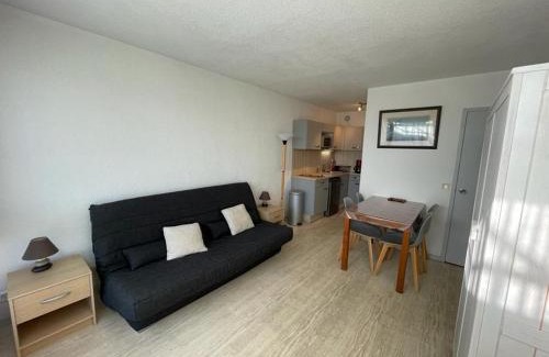 Capbreton Apartment | Bright Studio Cabin with Terrace in Portside Setting