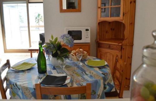 Frejus Plage Apartment | Cozy Studio Cabine with Sea View, Steps from the Beach