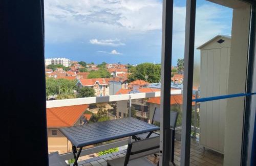 Arcachon Apartment | Studio Cabine - Centre Ville, Proche Plage et Casino, Parking Sécurisé, Balcon et Équipements Complets - FR-1-319-495