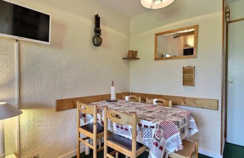 Belle Plagne Apartment | Cozy Studio Belle Plagne for 4 – Family Friendly Stay