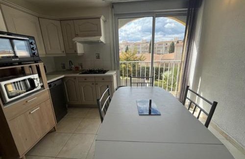 Cap d'Agde Apartment | Studio cabine rénové 4 personnes avec animaux admis - FR-1-749-104