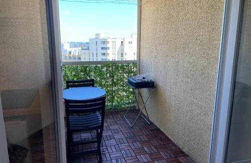 Carnon-Plage Apartment | Ocean View Studio Cabine: Guests Love This 9.1/10 Retreat