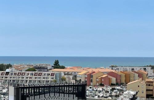 Carnon-Plage Apartment | Ocean View Studio Cabine: Guests Love This 9.1/10 Retreat